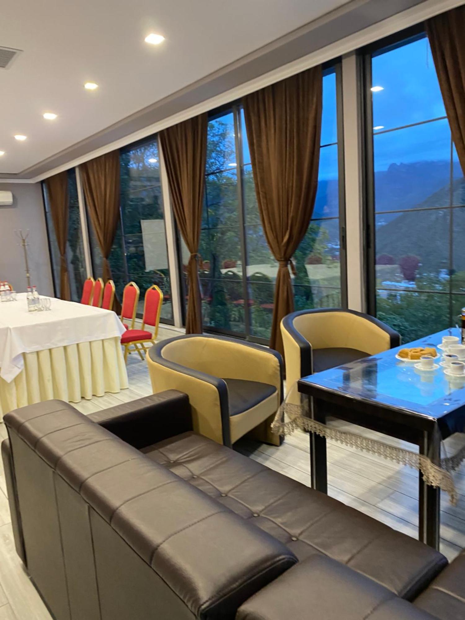Grand Hotel Kapan, Armenia المظهر الخارجي الصورة