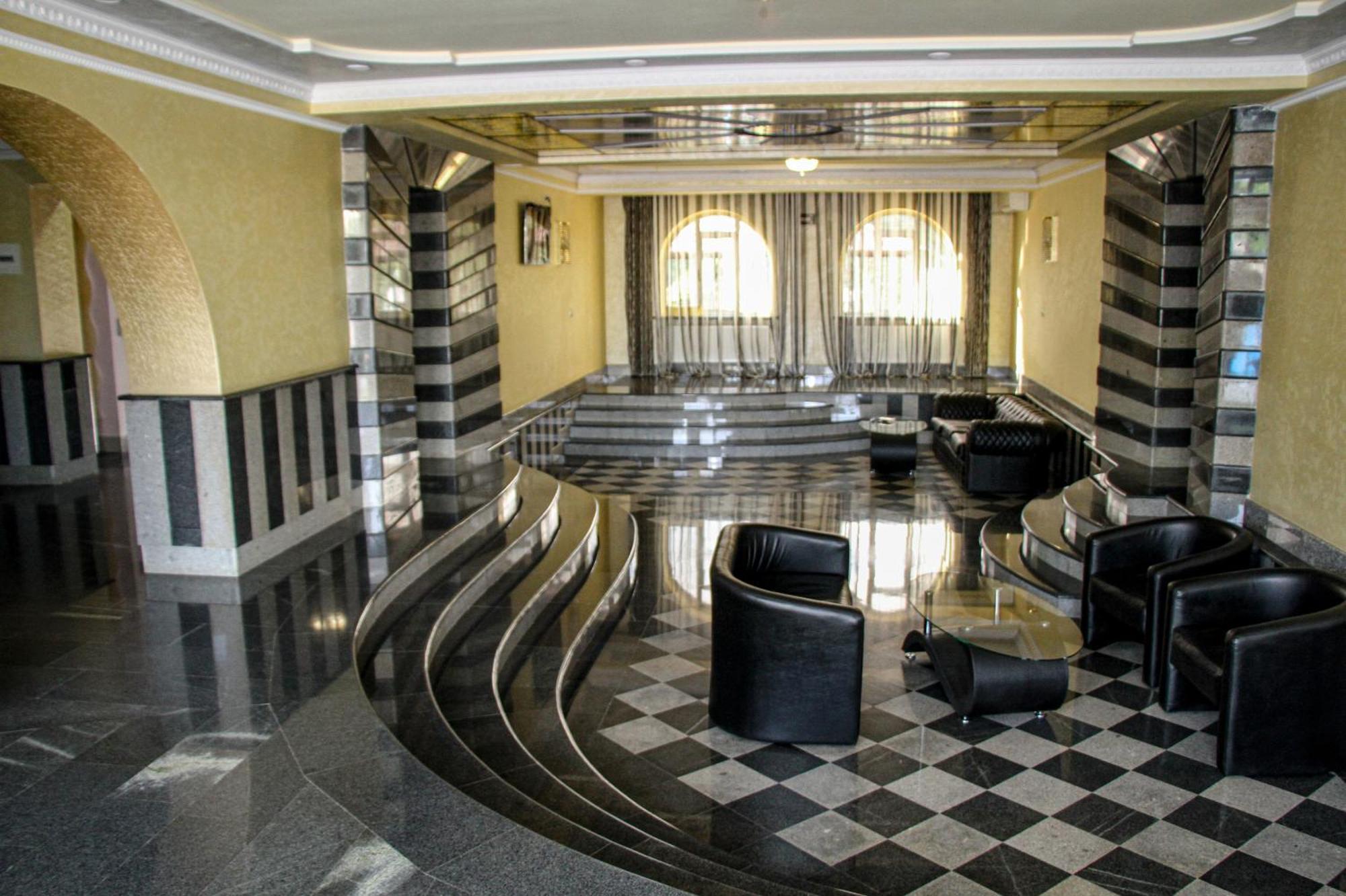 Grand Hotel Kapan, Armenia المظهر الخارجي الصورة
